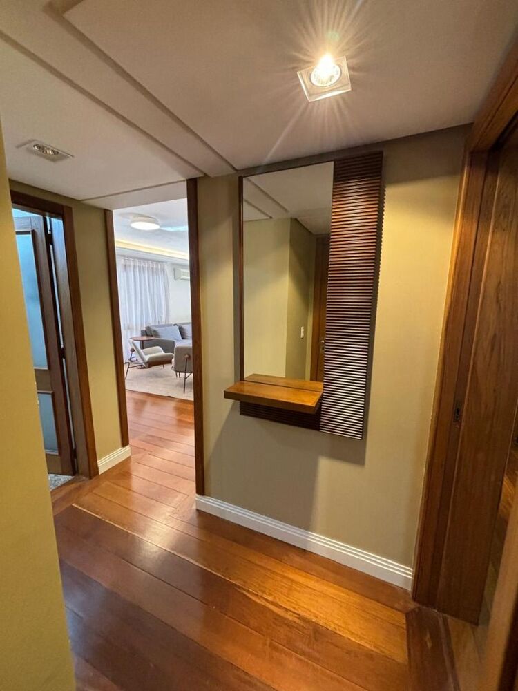 Apartamento, 4 quartos, 253 m² - Foto 1