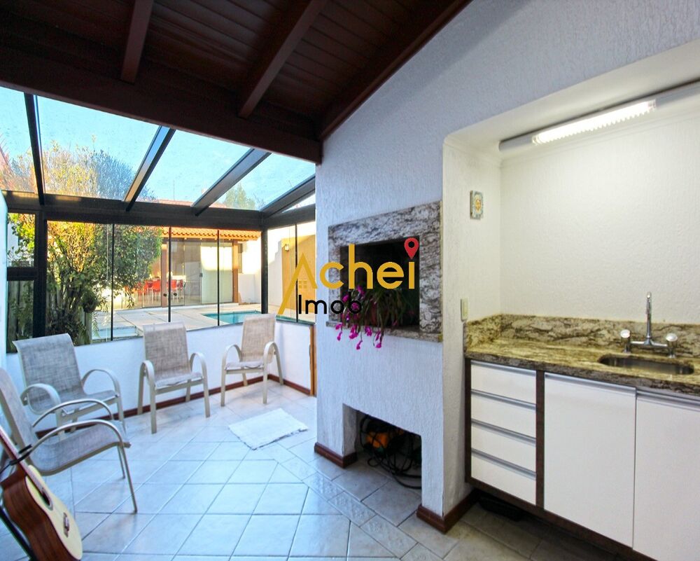 Casa à venda com 4 quartos, 300m² - Foto 14