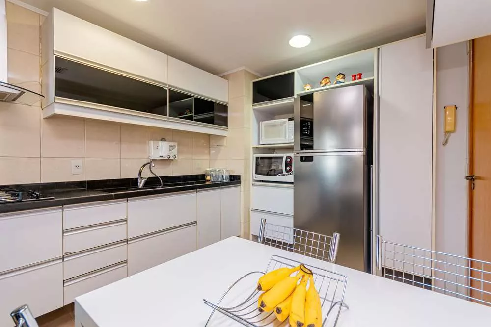 Apartamento à venda com 3 quartos, 103m² - Foto 3