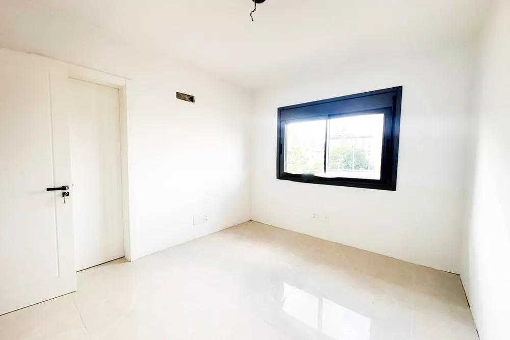 Apartamento à venda com 3 quartos, 117m² - Foto 4