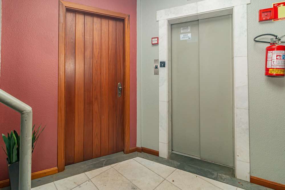 Apartamento à venda com 2 quartos, 66m² - Foto 6