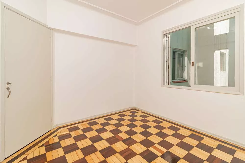 Apartamento à venda com 3 quartos, 93m² - Foto 2