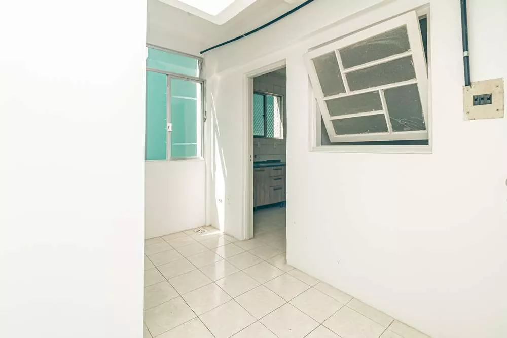 Apartamento à venda com 3 quartos, 93m² - Foto 6