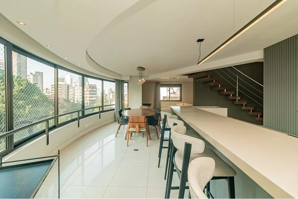 Apartamento à venda com 3 quartos, 265m² - Foto 1