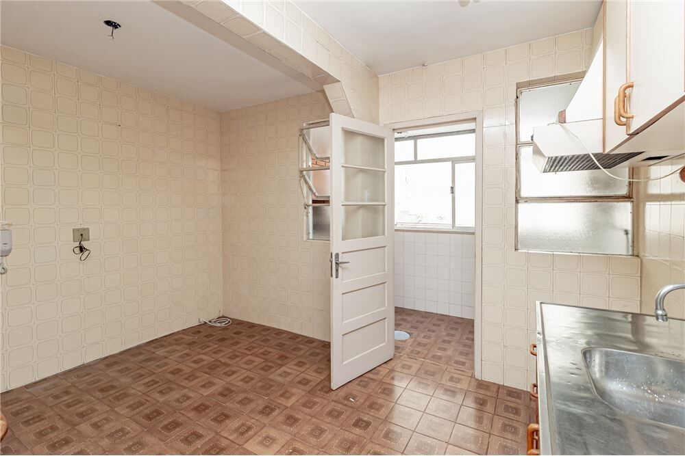 Apartamento, 3 quartos, 106 m² - Foto 2
