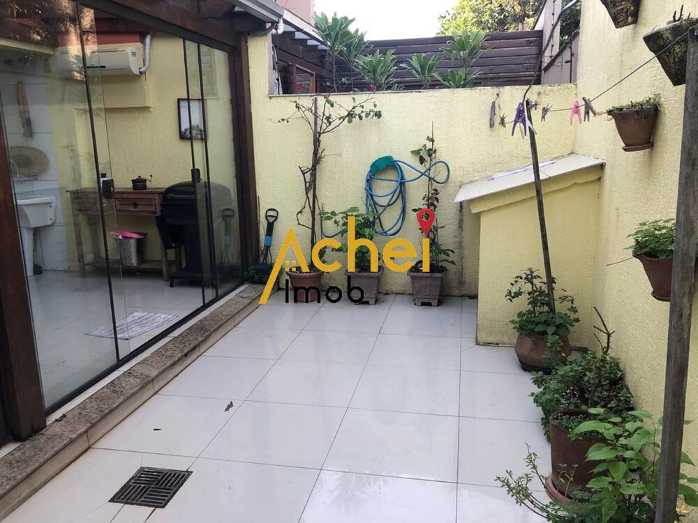 Casa de Condomínio à venda com 3 quartos, 235m² - Foto 20