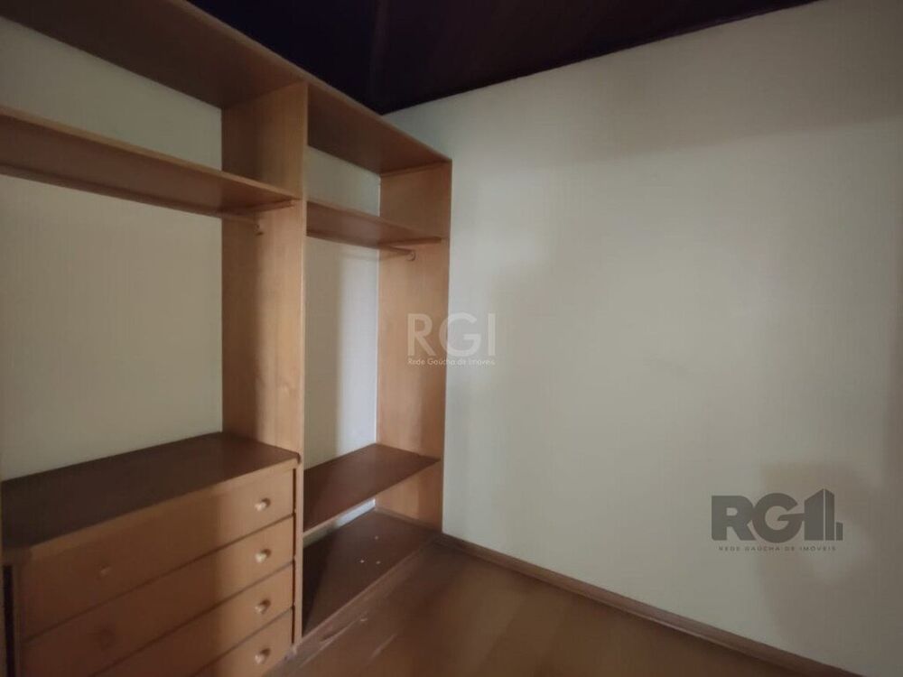 Casa à venda com 4 quartos - Foto 1