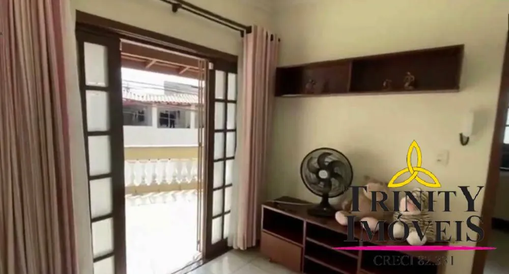 Casa, 3 quartos, 200 m² - Foto 2