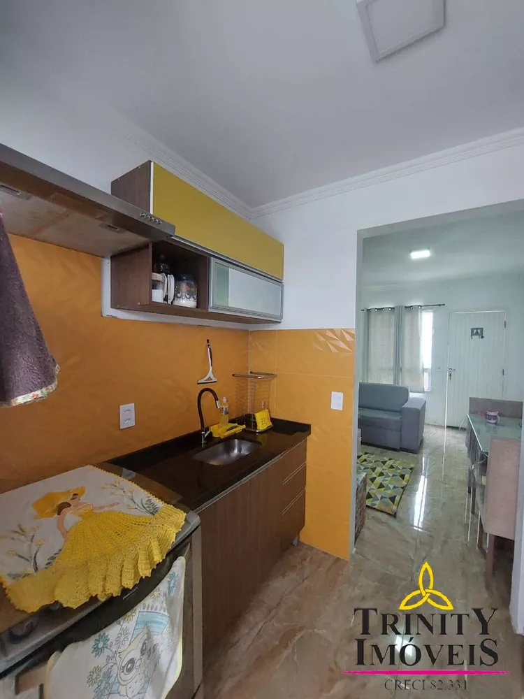 Casa à venda com 2 quartos, 48m² - Foto 3