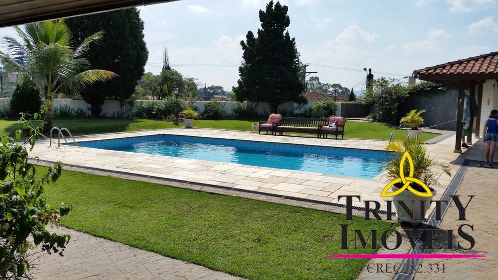 Casa à venda com 4 quartos, 850m² - Foto 2