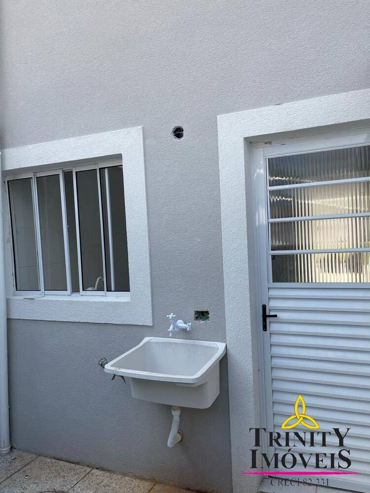 Casa, 2 quartos, 75 m² - Foto 1