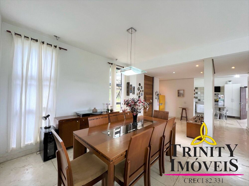 Casa, 5 quartos, 286 m² - Foto 4