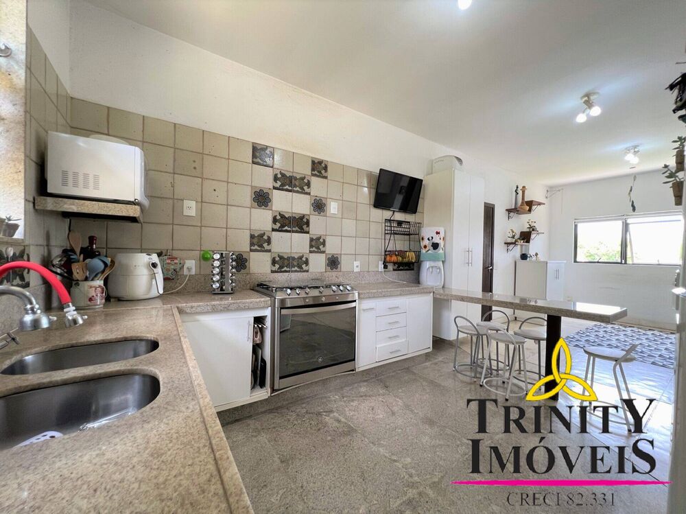 Casa, 5 quartos, 286 m² - Foto 2