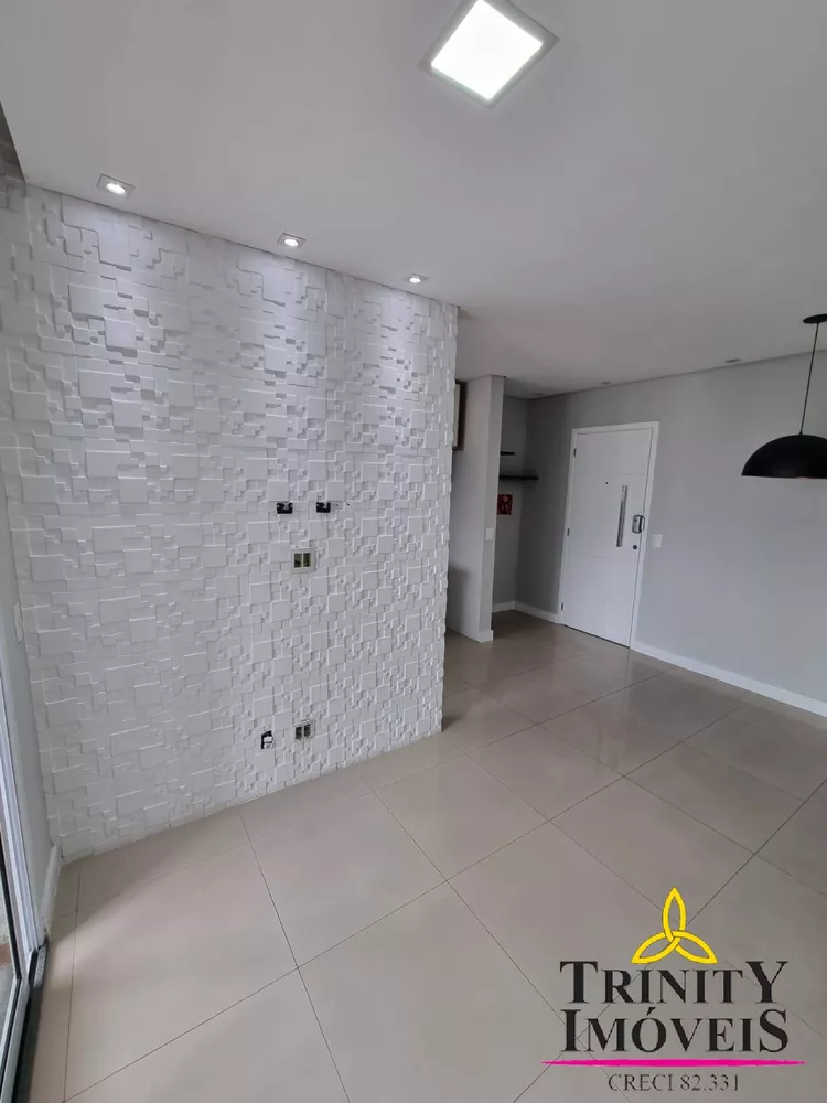 Apartamento à venda com 2 quartos, 53m² - Foto 2