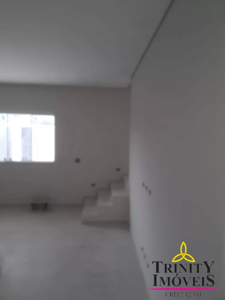 Casa à venda com 3 quartos, 150m² - Foto 4