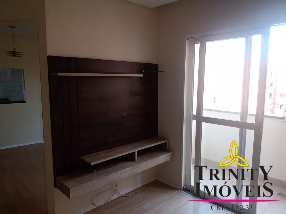 Apartamento à venda com 3 quartos, 71m² - Foto 1