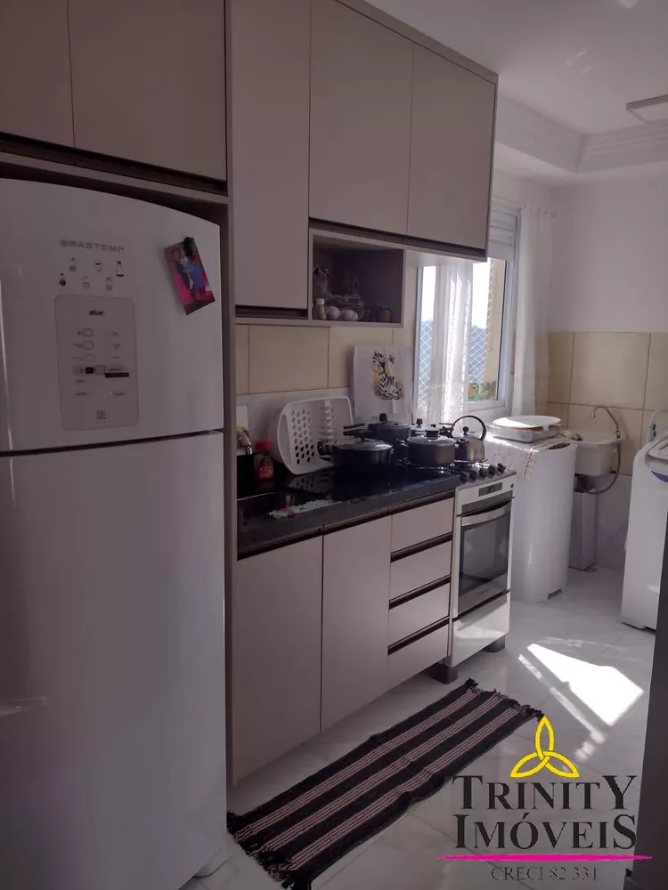 Apartamento à venda com 2 quartos, 48m² - Foto 3