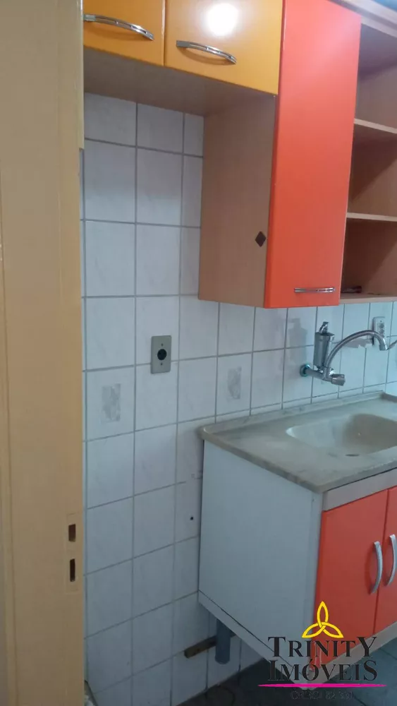 Apartamento à venda com 2 quartos, 50m² - Foto 3