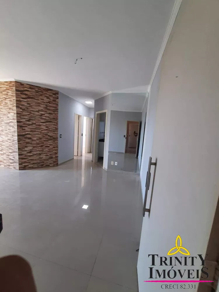 Apartamento à venda com 2 quartos, 50m² - Foto 2