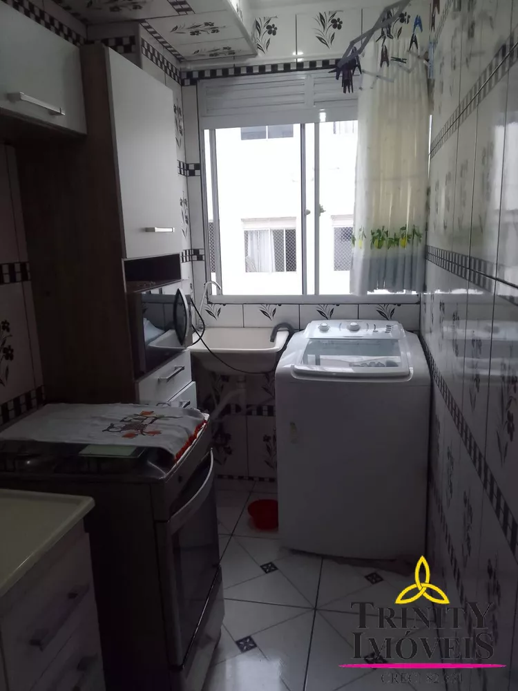 Apartamento à venda com 2 quartos, 41m² - Foto 4