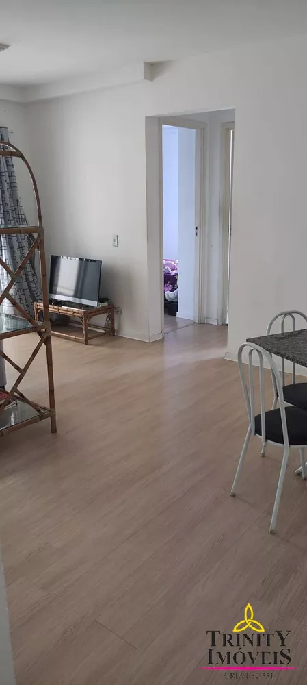 Apartamento à venda com 2 quartos, 53m² - Foto 4