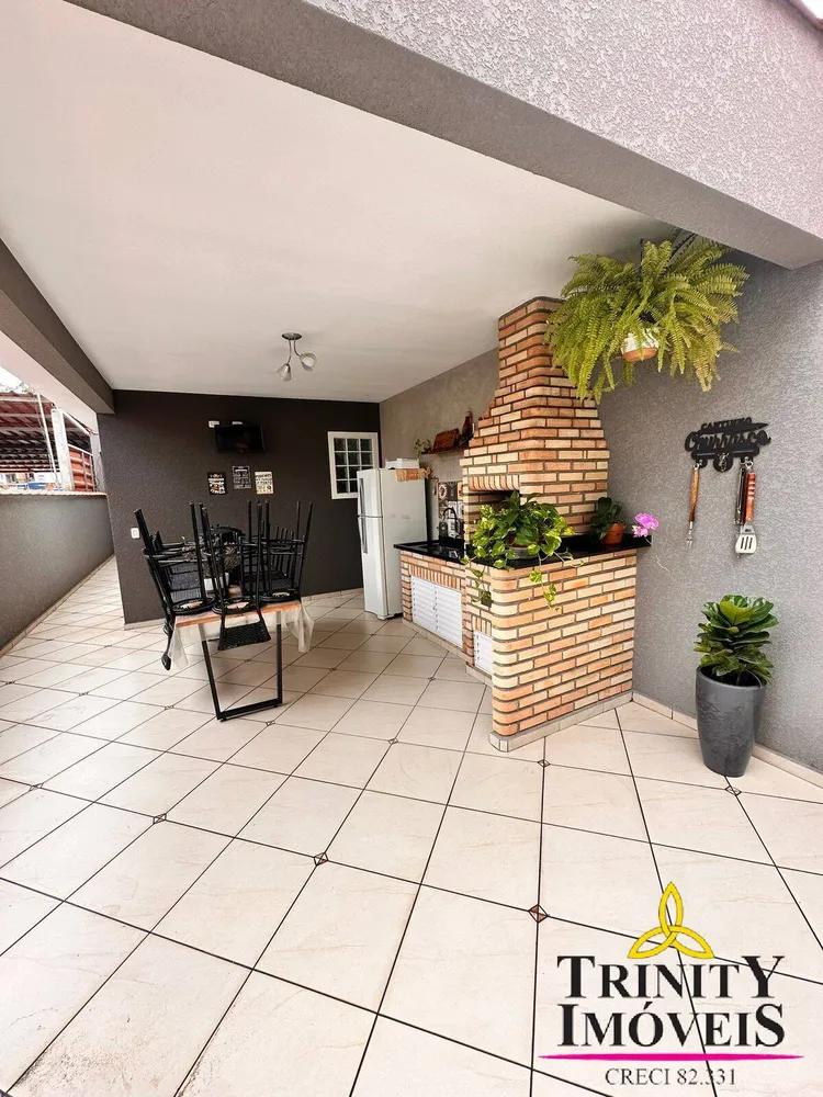 Casa, 3 quartos, 200 m² - Foto 1