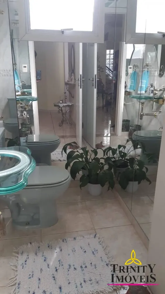Sobrado, 3 quartos, 336 m² - Foto 1