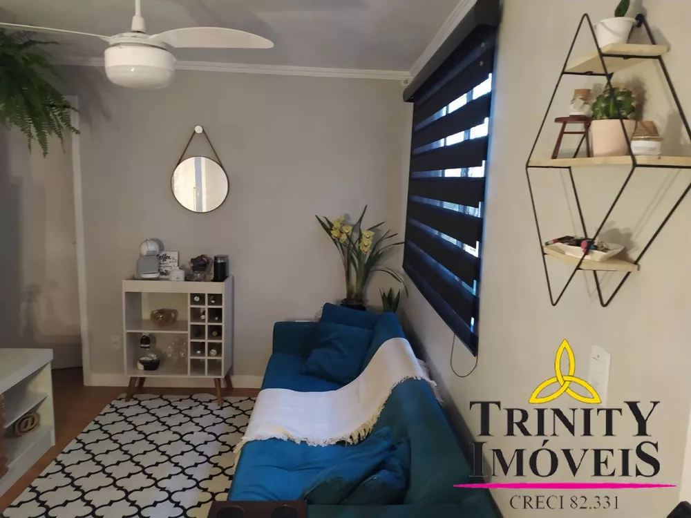 Apartamento à venda com 2 quartos, 45m² - Foto 1