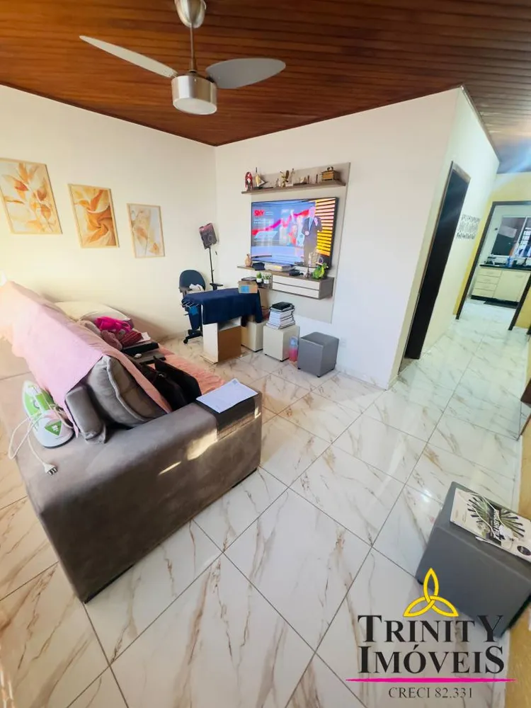 Casa, 4 quartos, 250 m² - Foto 1