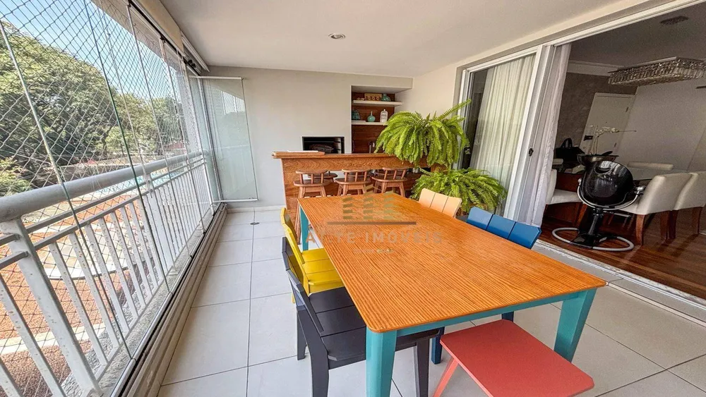 Apartamento, 3 quartos, 135 m² - Foto 2