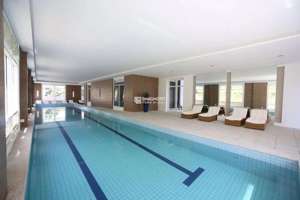Apartamento, 3 quartos, 213 m² - Foto 1