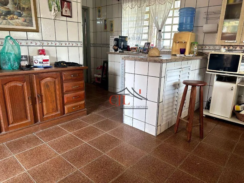 Chácara, 3 quartos, 1800 m² - Foto 1
