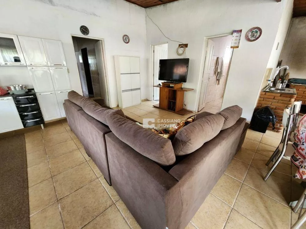 Chácara, 4 quartos, 2500 m² - Foto 4