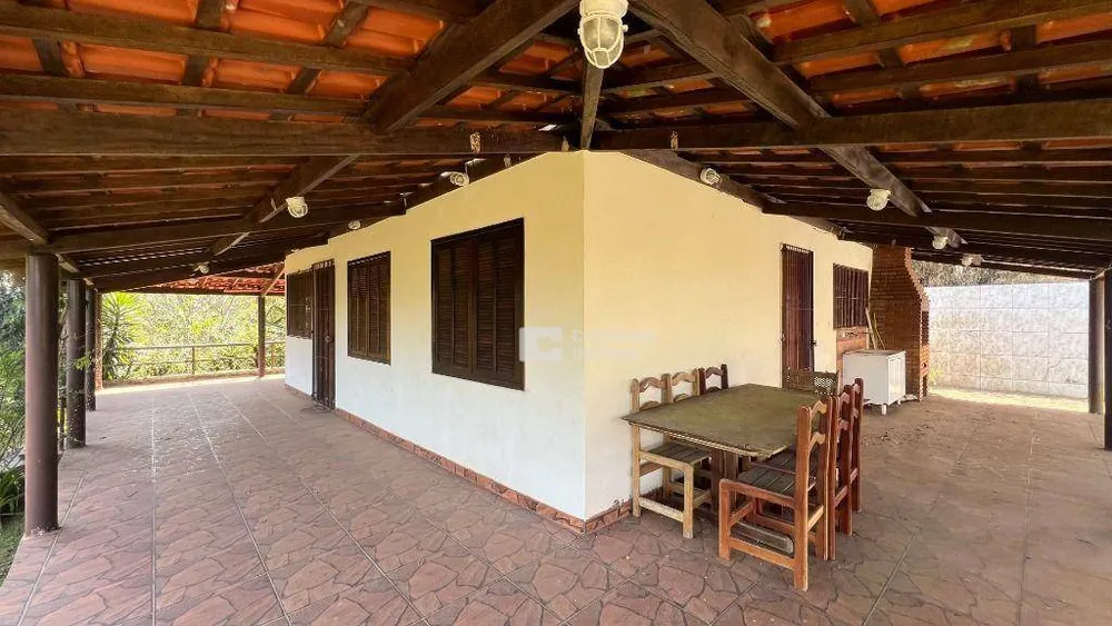 Chácara, 3 quartos, 10000 m² - Foto 1