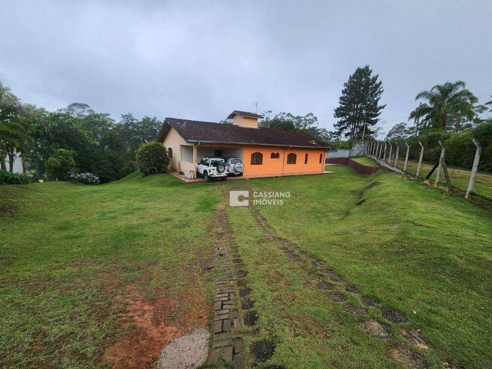 Chácara à venda com 4 quartos, 6000M2 - Foto 1