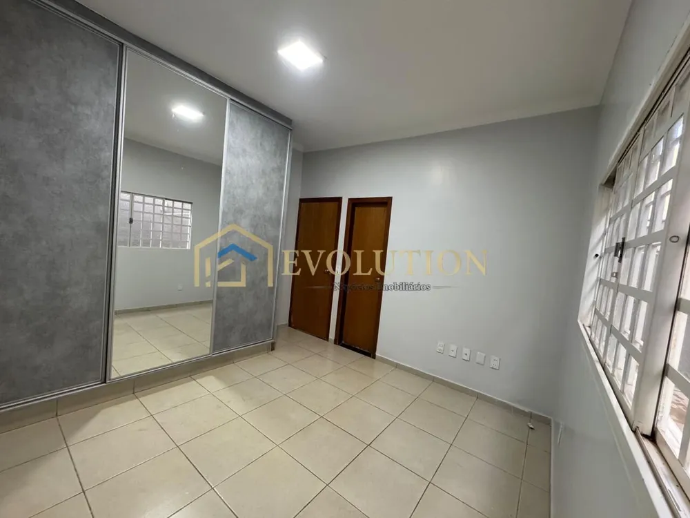 Casa, 3 quartos, 270 m² - Foto 6