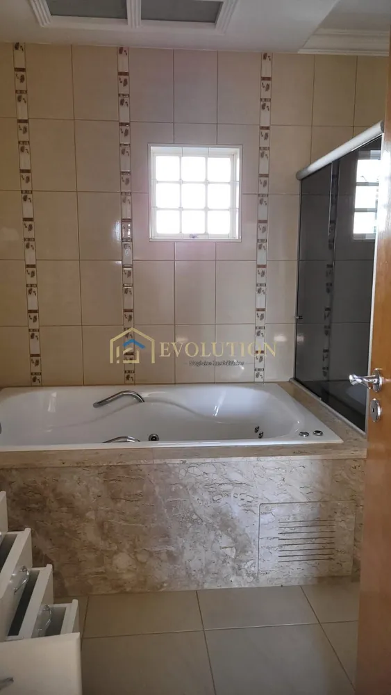 Sobrado, 3 quartos, 291 m² - Foto 3