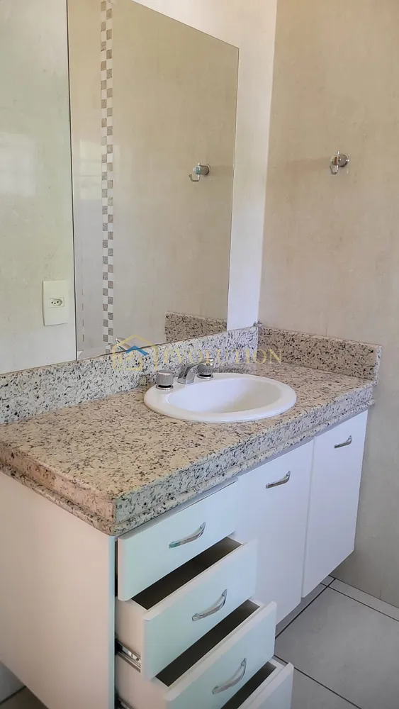 Sobrado, 3 quartos, 291 m² - Foto 2