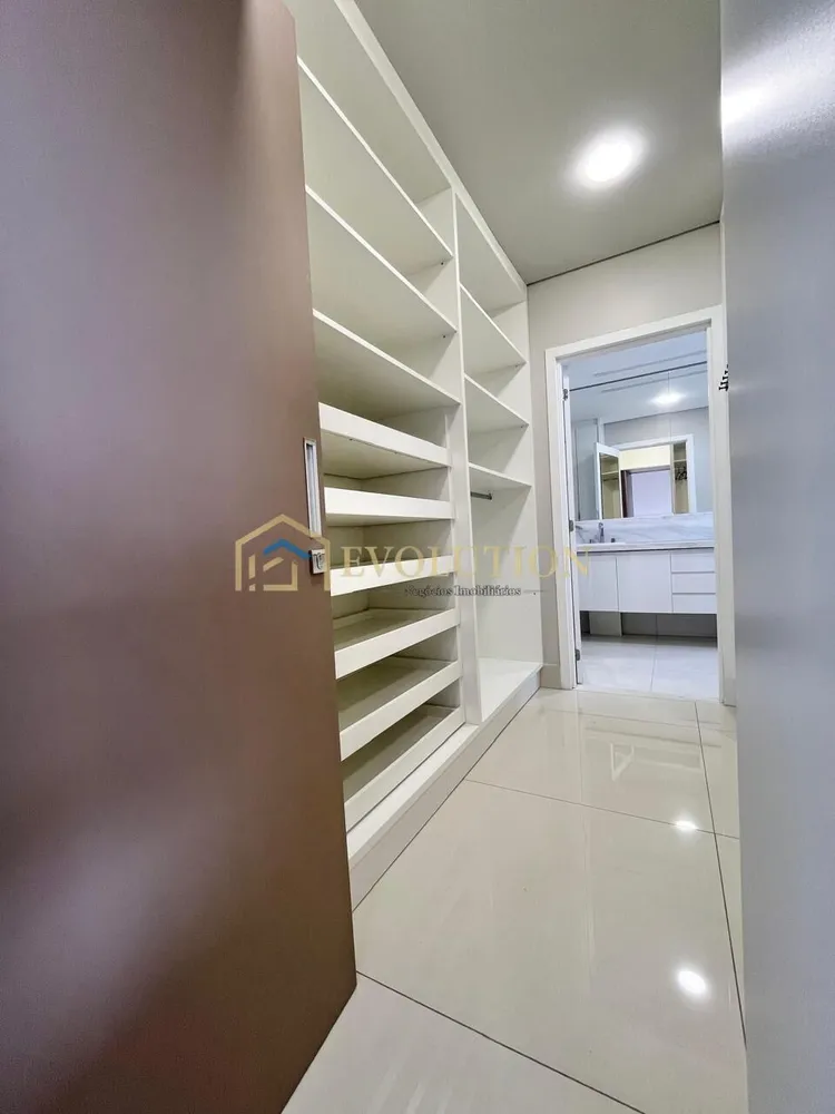Apartamento, 3 quartos, 227 m² - Foto 11
