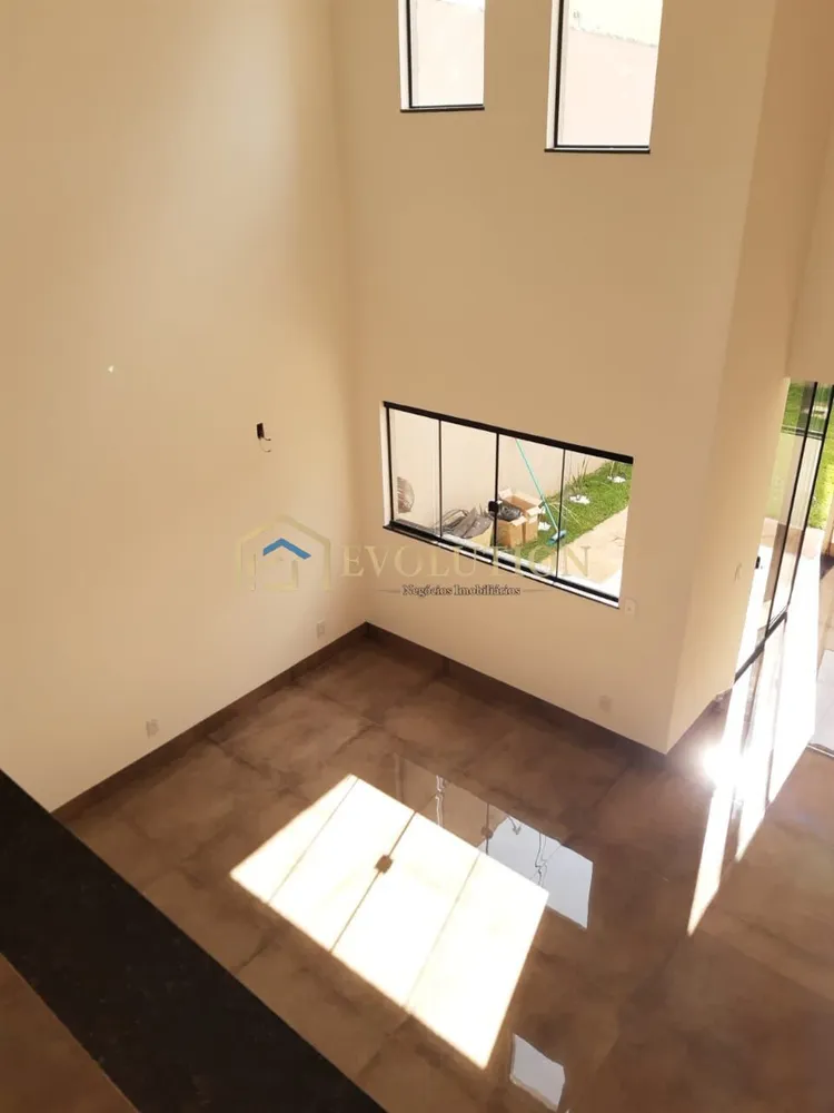 Casa, 3 quartos, 157 m² - Foto 1