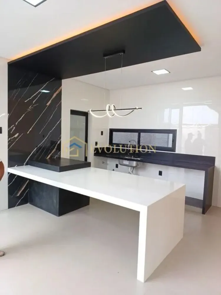 Casa, 4 quartos, 238 m² - Foto 11