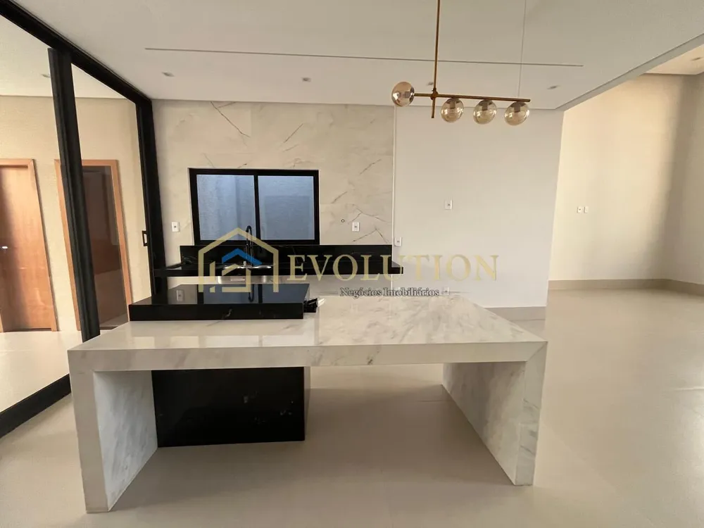 Casa, 3 quartos, 186 m² - Foto 4