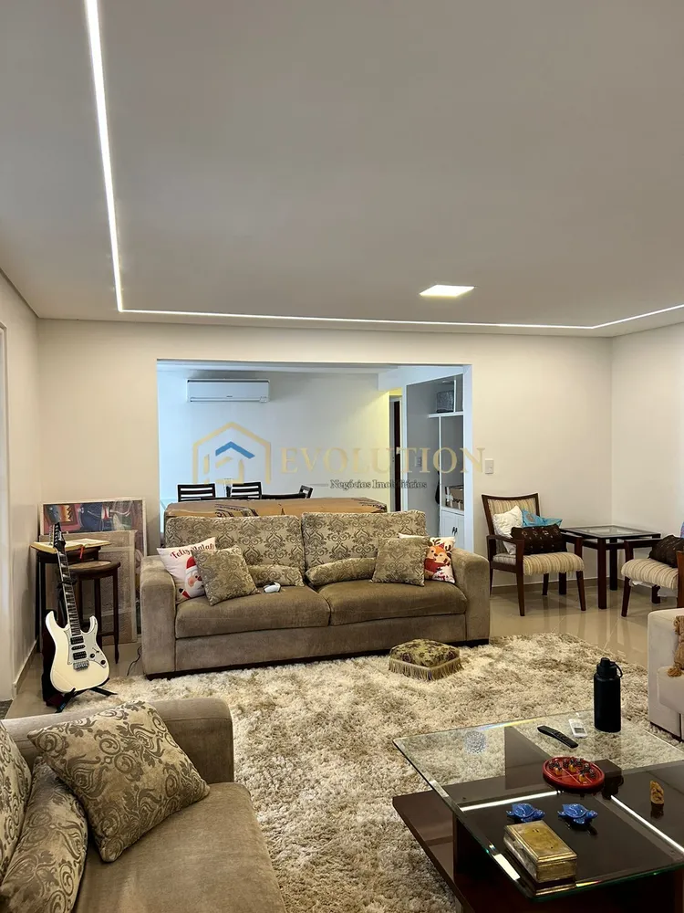 Apartamento, 4 quartos, 204 m² - Foto 2