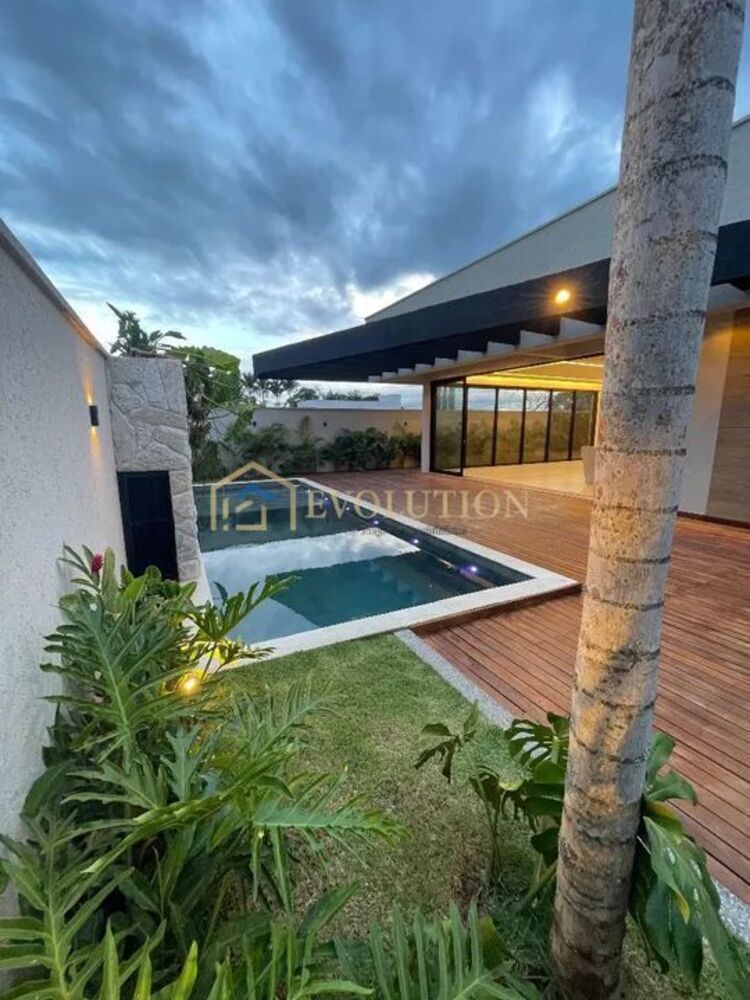 Casa à venda com 3 quartos, 278m² - Foto 9