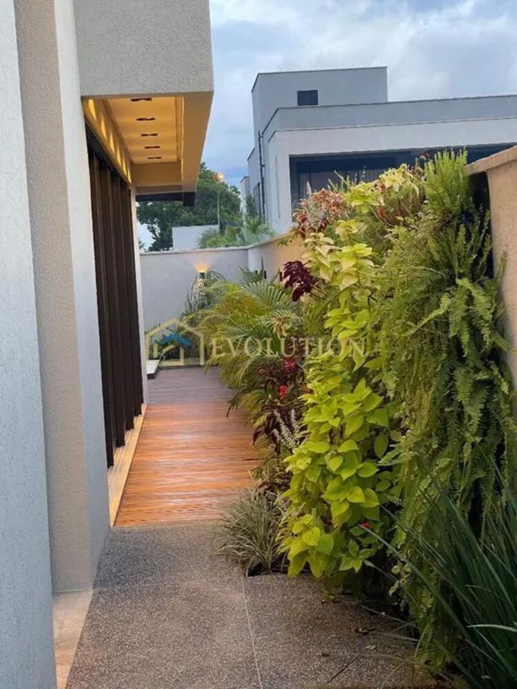 Casa à venda com 3 quartos, 278m² - Foto 3