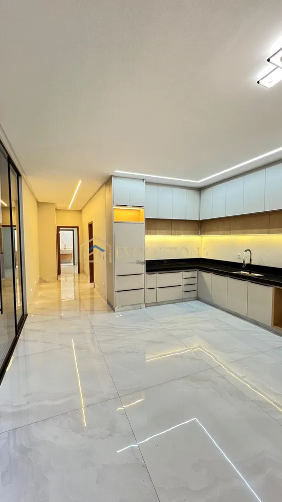 Casa, 3 quartos, 200 m² - Foto 4