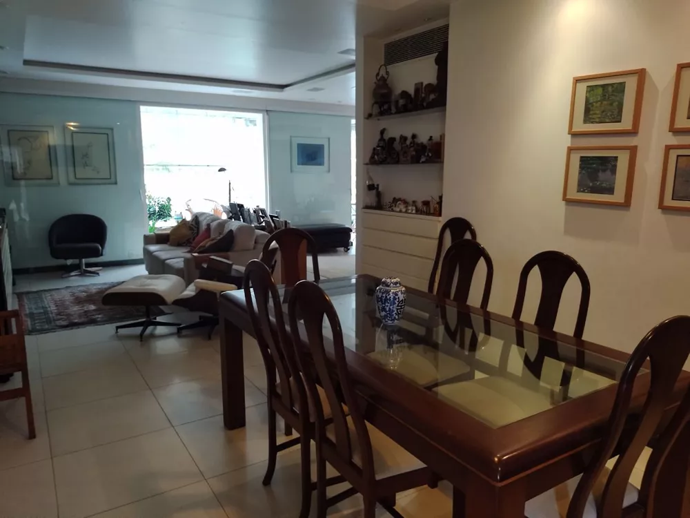 Apartamento, 4 quartos, 220 m² - Foto 2