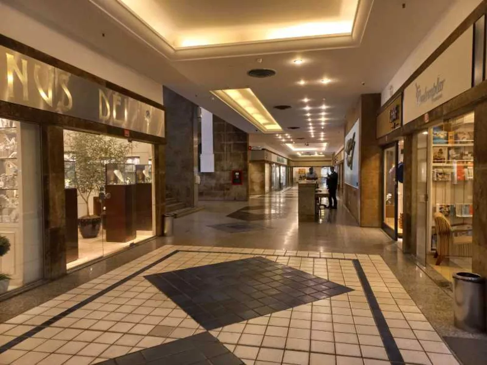 Loja-Salão, 58 m² - Foto 1
