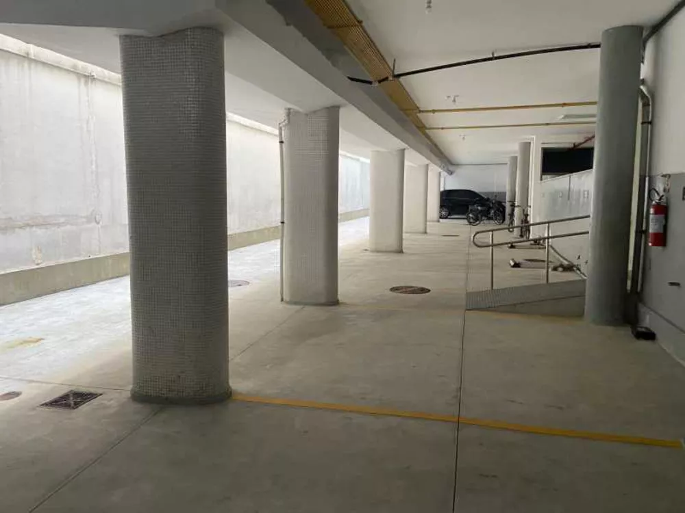Cobertura, 3 quartos, 218 m² - Foto 1