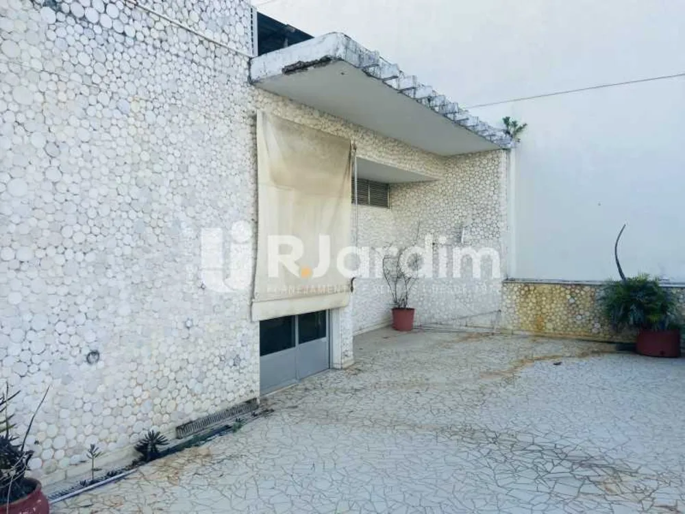 Cobertura, 3 quartos, 218 m² - Foto 3